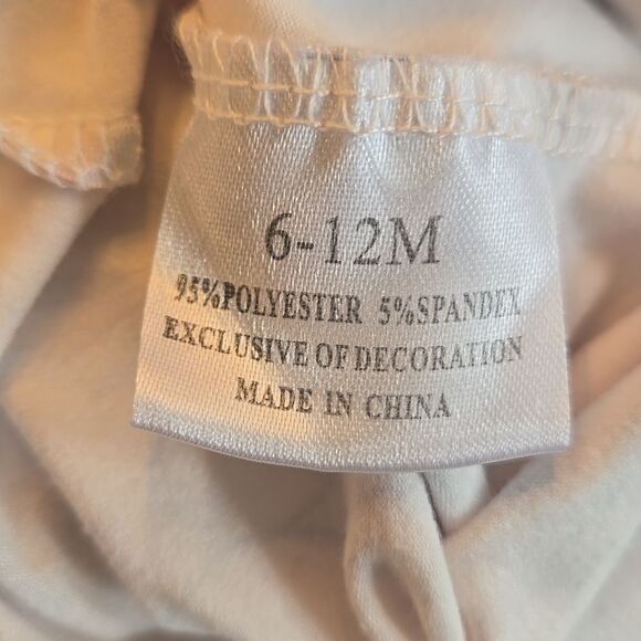 MARIE NICOLE Floral Long Sleeve Baby Romper with Ruffle Details - Picture 6 of 7